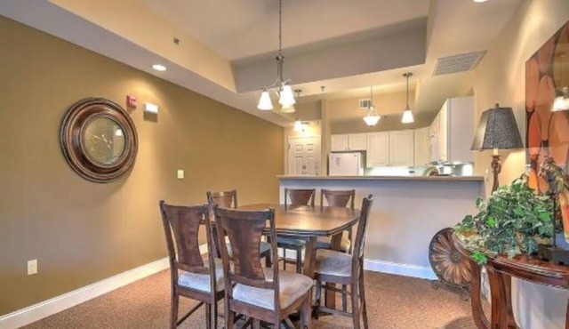 It's Bristol Baby! 2br/2ba across from BMS