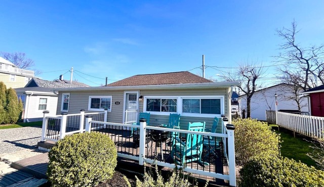 It's Five O'clock Somewhere