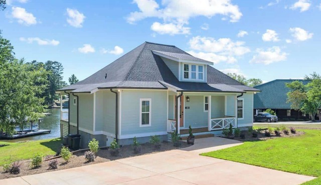 It's Shore To Be A Lake Day!