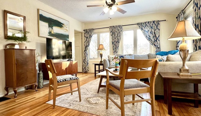 Italian Cottage; A part of the Uptown Collective