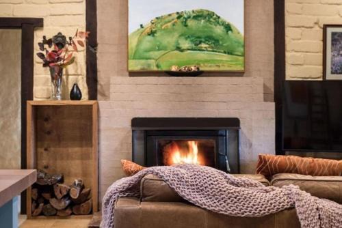 Italian Hill Garden Villa