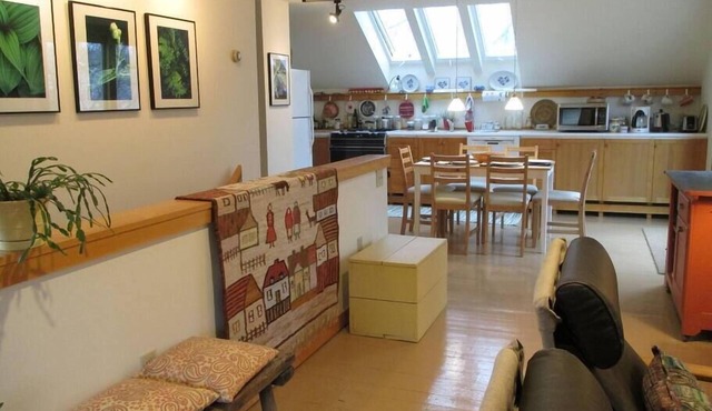 Ithaca Urban Retreat II/Cornell, Ithaca College