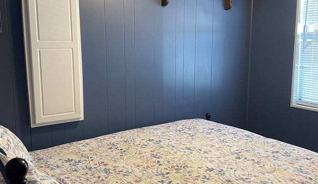 IV Rozes Ranch Charming 3-bedroom country house with AC and WiFi in Longdale.