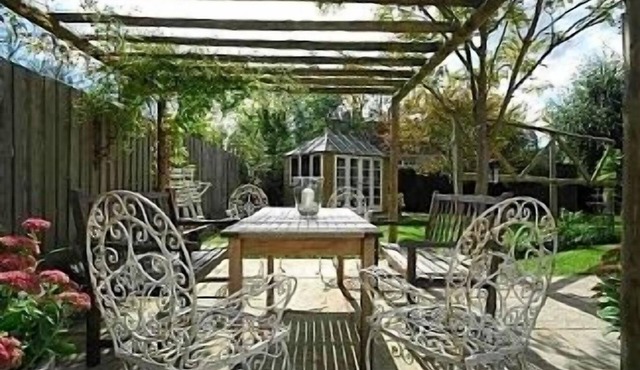 Ivy Cottage - Charming 18th Century Detached Cottage in Cotswold's area, UK