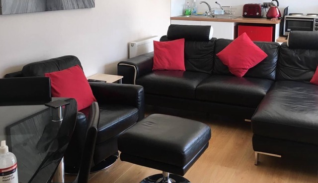 Ivy Cottage : golf, fishing, walks, beach nearby Show calendar