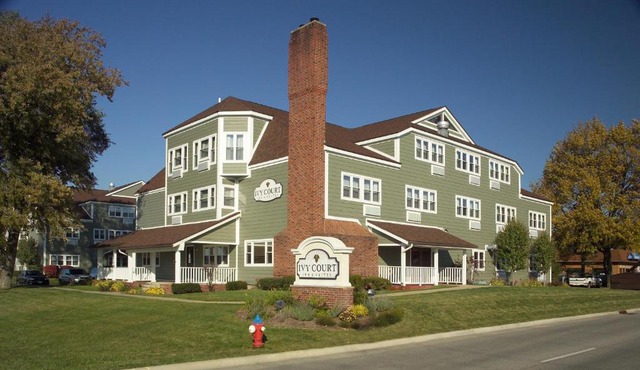 Ivy Court Inn and Suites