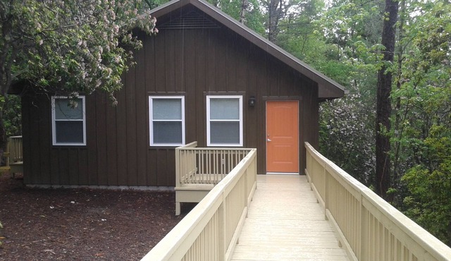 Ivy Ridge, a Cabin in the Woods, Near DuPont and Pisgah National Forests
