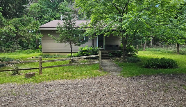 J&D Hand Crafted Cabin