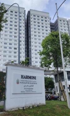 J&K Guesthouse at Harmoni Apartment, Eco Majestic