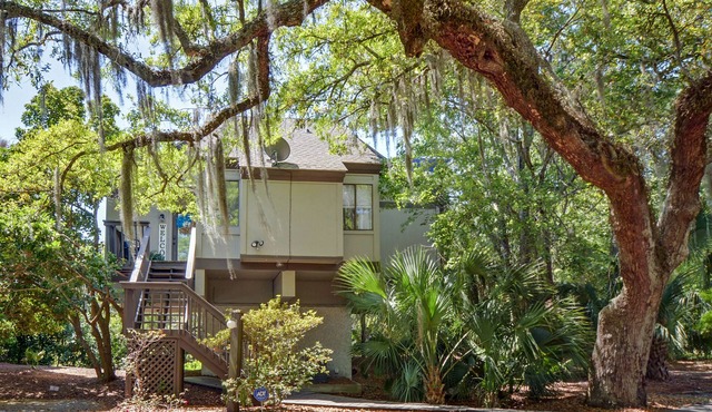 J&R Island Retreat Renovated Home w/Low Rates!