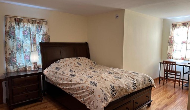 J1 Pleasant Room near Rutgers U, hospitals
