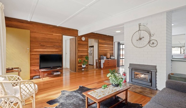 Jacaranda Cottage at the Beach