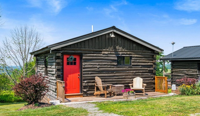 Jack Cabin Modern Cabin for Families Close to Skiing with Hot Tub and Firepit