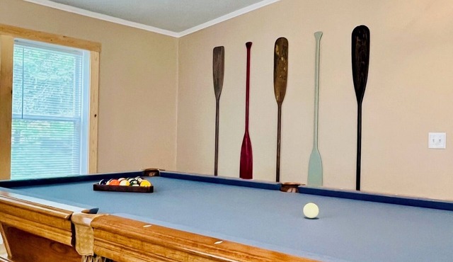 Jack The Horse Lake Cabin -Pool Table-Wifi-Tub-Trails-Peaceful-Dining Closeby!