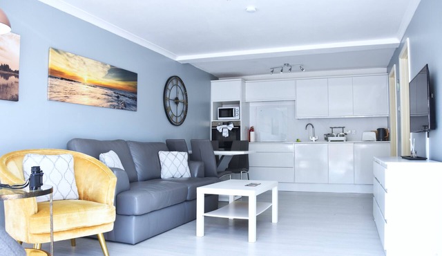 Jacka Shack - Two Bedroom Apartment, Sleeps 4