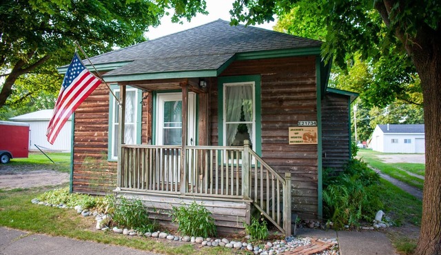 Jackie's Up North Retreat - Family Getaway - Unplug from it all to reconnect