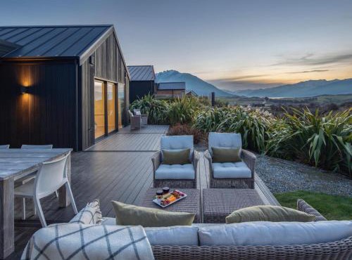 Jacks Point Escape by MajorDomo