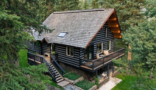 Jackson Hole Chalet in the Pines near Snake River - pet friendly, sleeps 8