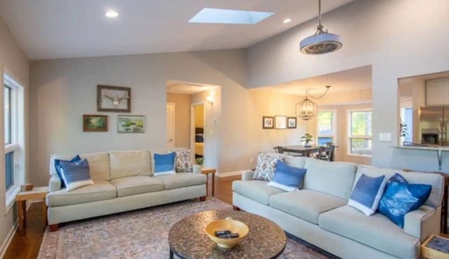 Jackson Lake Waterfront Oasis with Stunning Views