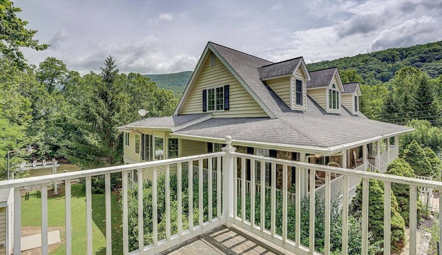 Jackson River Estate Studio Apartment on the River