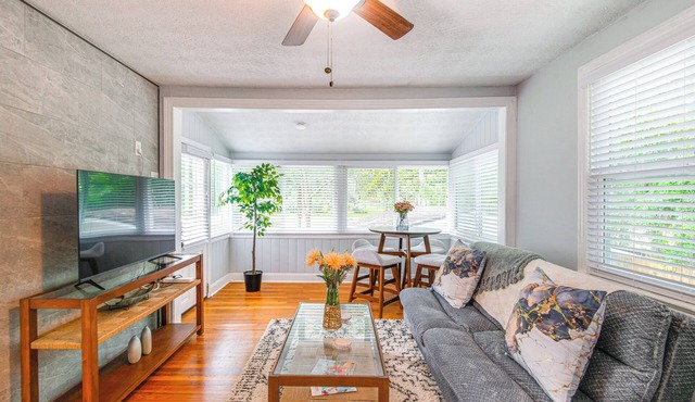 Jacksonville Apartment w/Private Patio Near NAS!