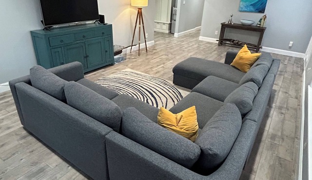 Jacksonville Intracoastal Retreat + near the beach