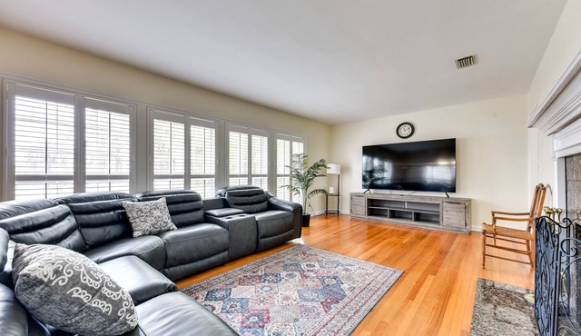 Jacksonville Vacation Home w/Trout River Access