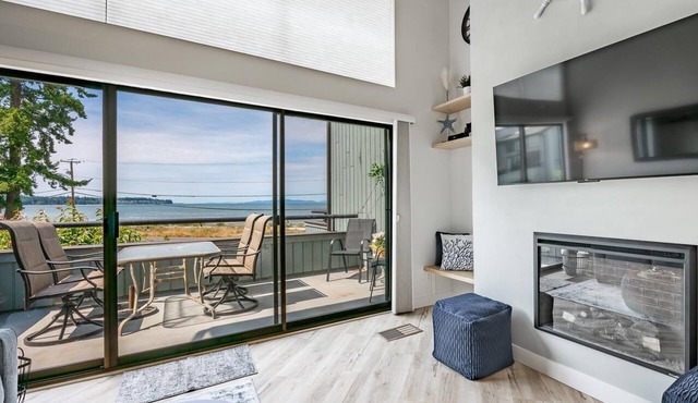 Jacobs Landing 1106 View 2 Bedroom Condo