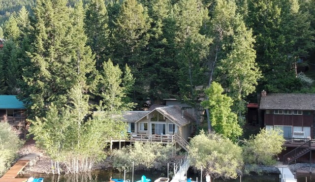 Jacobsmeyer Cabin at Williams Lake