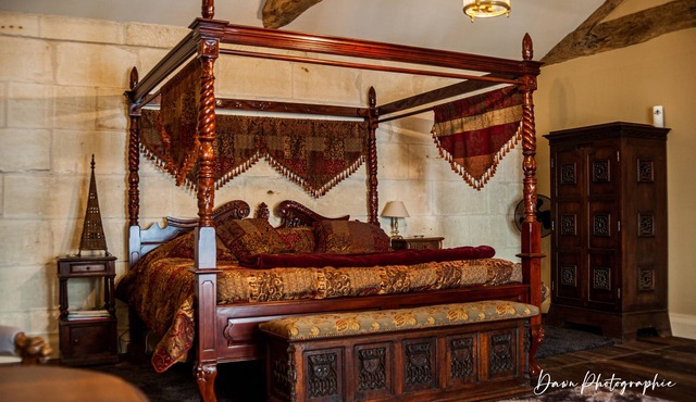 Jacquette, Château des Sénéchaux, luxurious, decadent, restful, magnificent.