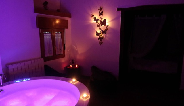 Jacuzzi in the room