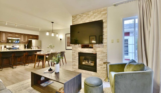 Jacuzzi Suite Relaxing Retreat