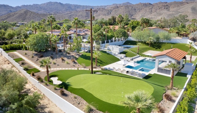 Jaguar Estate - Private Lush Estate with 2 Incredible Pools/Spas, Pickleball and Resort Style Yard