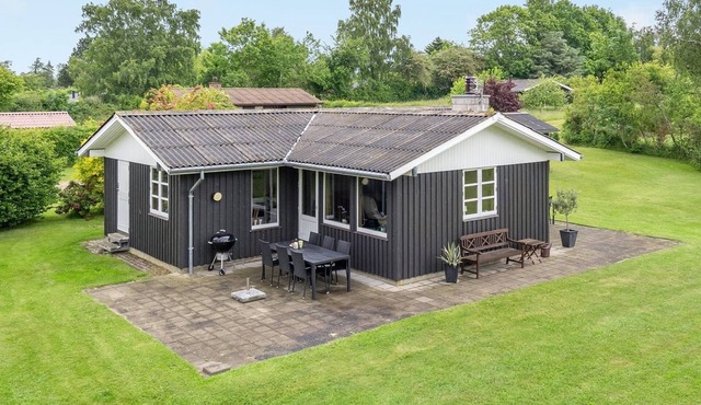 "Jaike" - 350m from the sea by Interhome