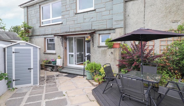 JAKANORI, pet friendly, with a garden in Staveley