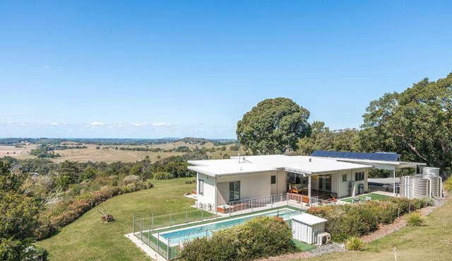 Jali Burugar - serene hinterland retreat with pool