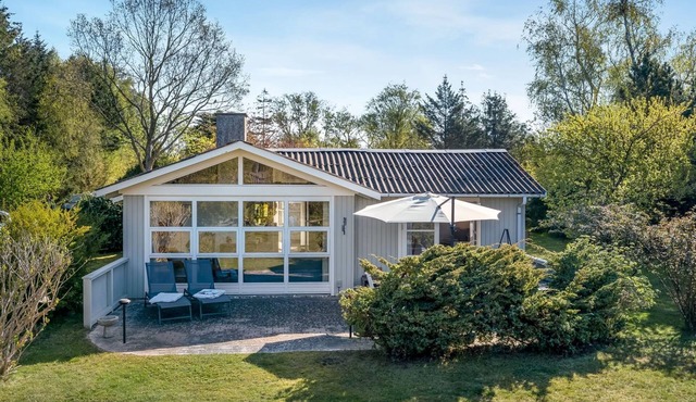 "Jalina" - 500m from the sea by Interhome