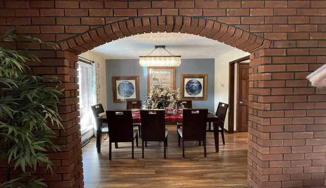 James River Retreat 4 bedroom/4 bath