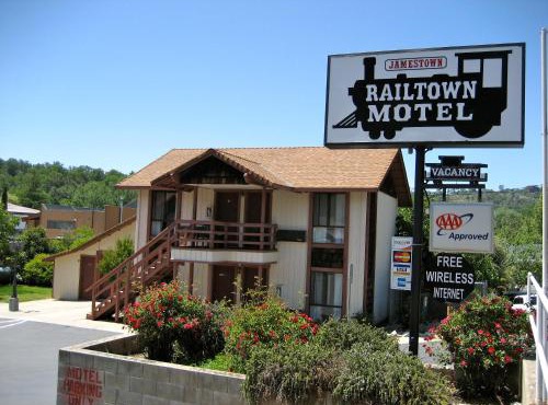 Jamestown Railtown Motel