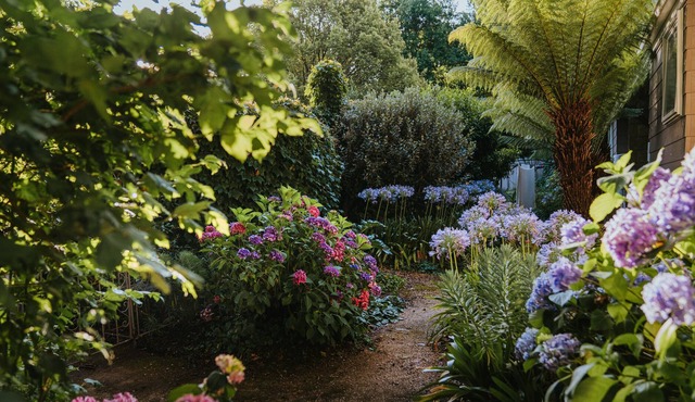 Jamieson- by the River Cottage 4