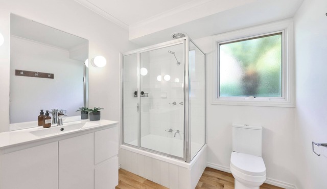 Jamieson Cottages - All Four Cottages - Sleeps 16