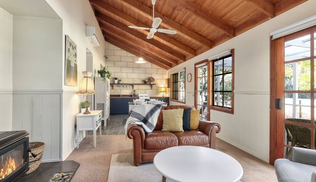 Jamieson Cottages - Cottage TWO - Sleeps 4