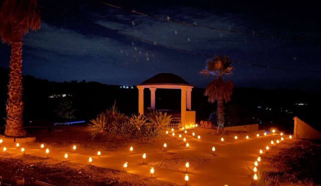 Jamul's Jewel: 9 ACRES,Hilltop,Heated Salt Pool,Spa,City & Mtn. Views,B-Ball Court,Grill,Horseshoes