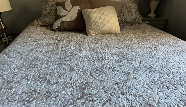 Jane’s Place in Hot Springs! 1/2 hour from Flathead Lake