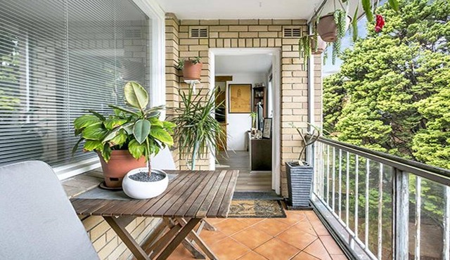 JANET - Leafy, Super Convenient Chatswood Apartment