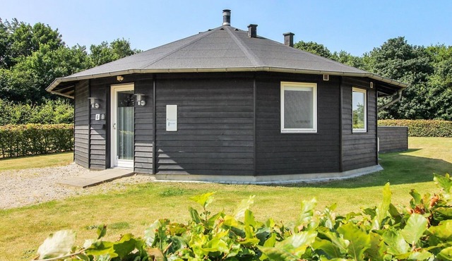 "Jani" - 25km from the sea by Interhome