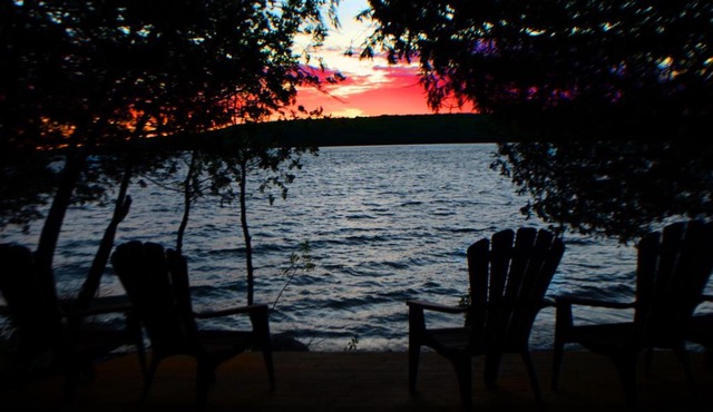 Jannah's Cottages-Brown cottage