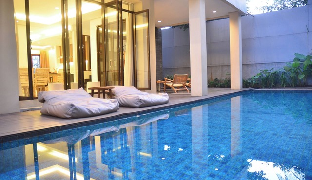 Jasmine Cozy Villa 3 BR Heated Pool and Billiard