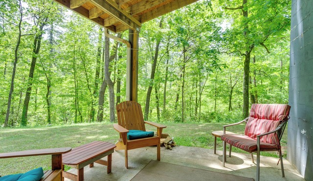 Jasper Apartment w/Patio & Creek Access