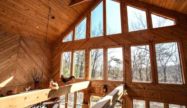 Jasper Gem: 4 bedroom Cabin, Cozy Dual Fire Features, Views & Resort Perks!